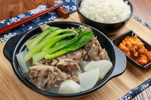 骨头饭赚钱_街边小吃的大智慧，骨头饭赚钱吗？