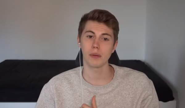 《FIFA》职业选手抵制氪金游戏的优势不该靠充值决定