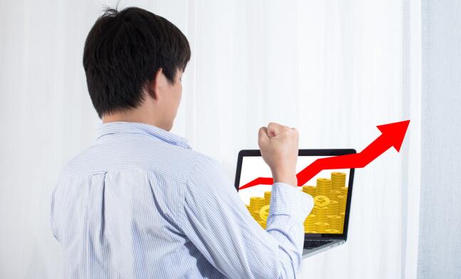 2020年微商在微信卖什么挣男人的钱？